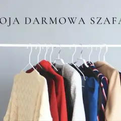 Ubrania na wieszakach, symbolizujące pomaganie przez ubranie. Twoja darmowa szafa czeka!