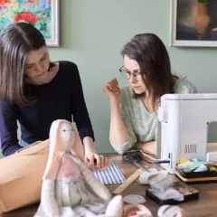 Jak uszyć lalkę: proste techniki i materiały dla każdego początkującego