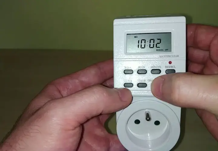 Jak ustawić programator czasowy - proste kroki dla każdego modelu