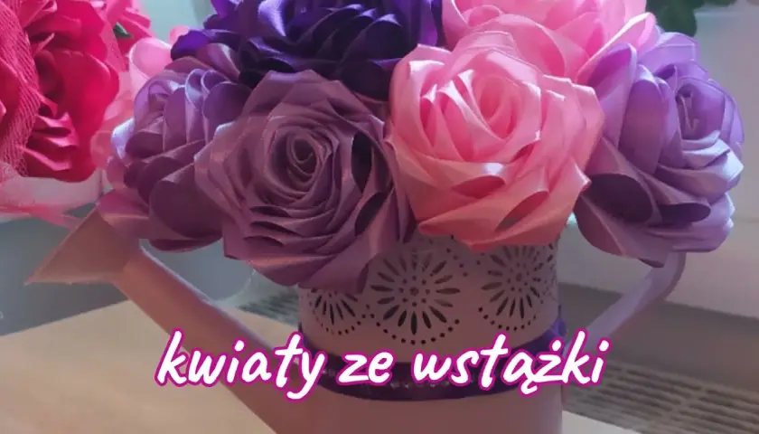 Ozdoby ze wstążki jak zrobić: 10 prostych projektów krok po kroku