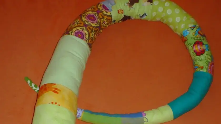 Jak uszyć węża spacerowego - krok po kroku do idealnego projektu
