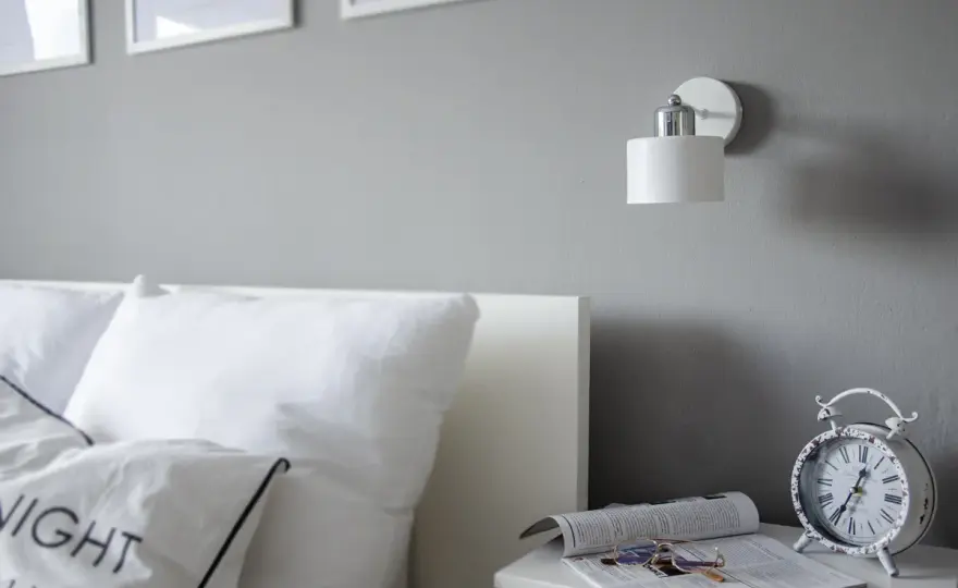 Kinkiet DIY: Stwórz unikalne oświetlenie, które zachwyci każdego
