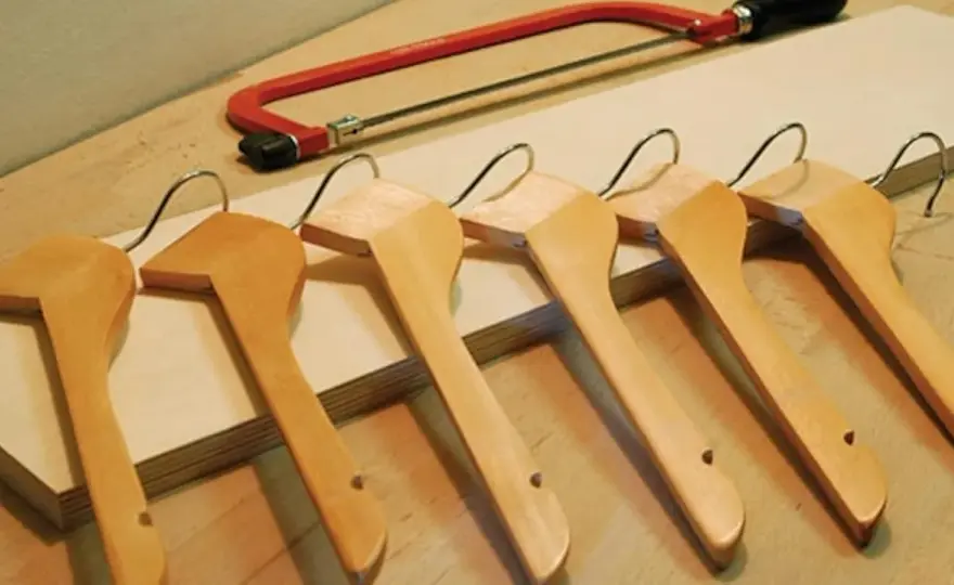 Twórz unikalne wieszaki na kurtki DIY - proste pomysły i instrukcje
