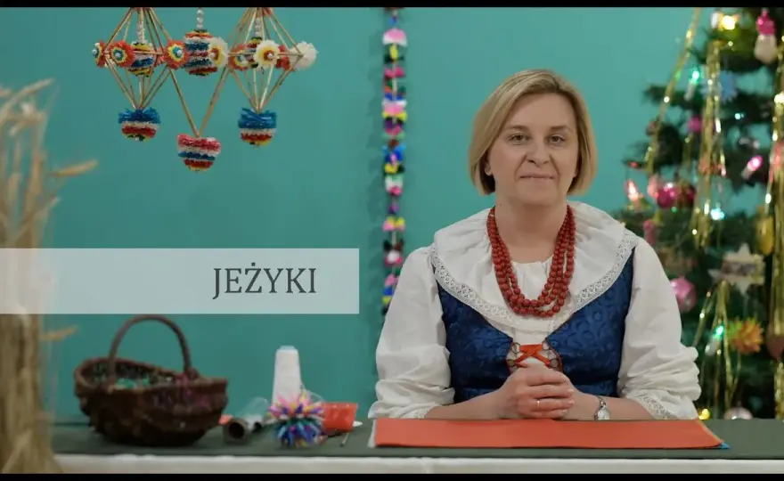 Ludowe ozdoby choinkowe jak zrobić: proste sposoby na wyjątkowe dekoracje